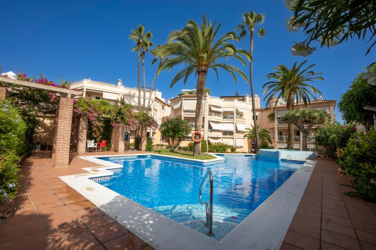 Nerja Jarales Menyber Apartment ภายนอก รูปภาพ